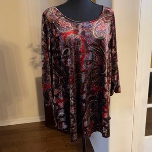 Karen Kane Velvet Burn Paisley Print Stretch Jewel Neck 3/4 Length Sleeve Top